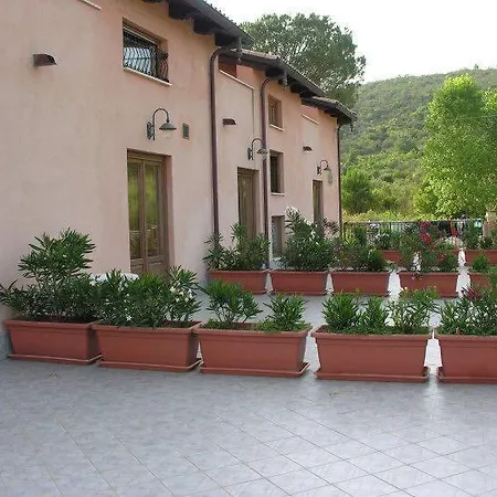 Solare Agroturismo *